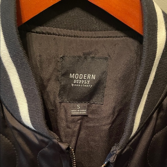Modern Supply by Sanctuary Black Quilted Bomber Jacket Size Small - Picture 2 of 11